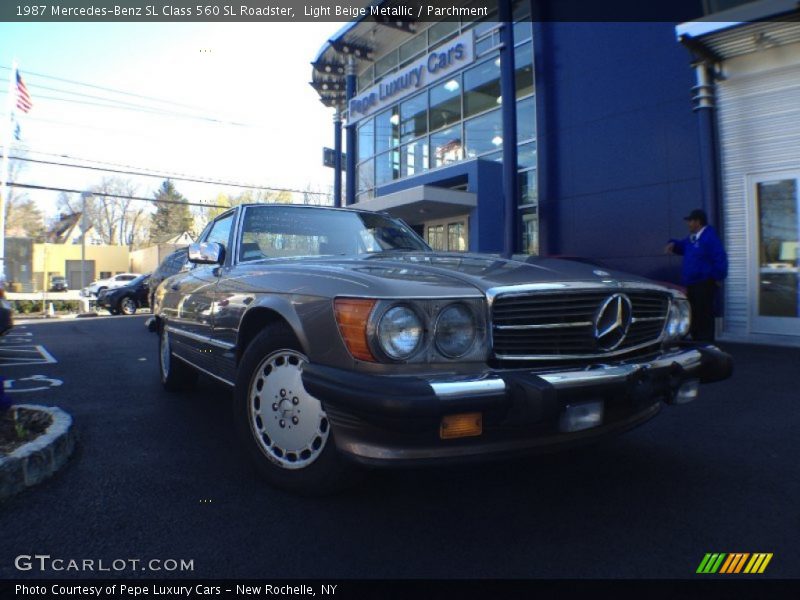 Light Beige Metallic / Parchment 1987 Mercedes-Benz SL Class 560 SL Roadster