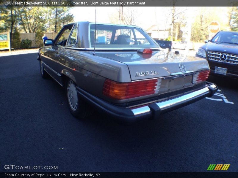 Light Beige Metallic / Parchment 1987 Mercedes-Benz SL Class 560 SL Roadster