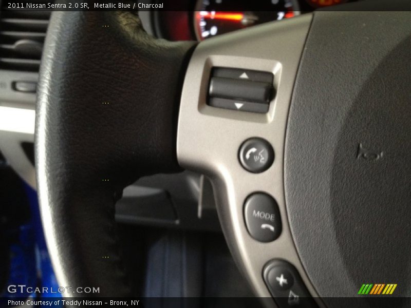 Metallic Blue / Charcoal 2011 Nissan Sentra 2.0 SR