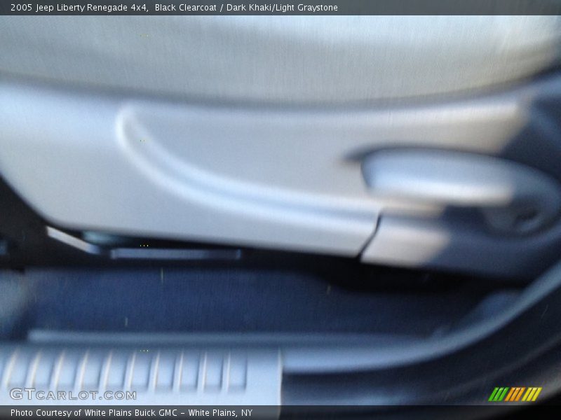 Black Clearcoat / Dark Khaki/Light Graystone 2005 Jeep Liberty Renegade 4x4