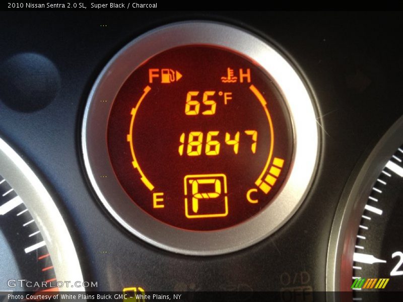 Super Black / Charcoal 2010 Nissan Sentra 2.0 SL