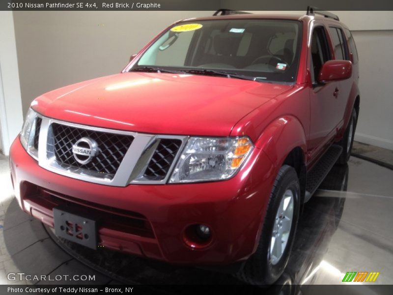 Red Brick / Graphite 2010 Nissan Pathfinder SE 4x4