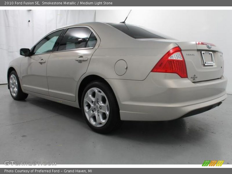 Smokestone Metallic / Medium Light Stone 2010 Ford Fusion SE