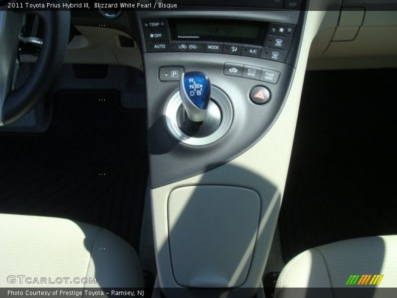 Blizzard White Pearl / Bisque 2011 Toyota Prius Hybrid III