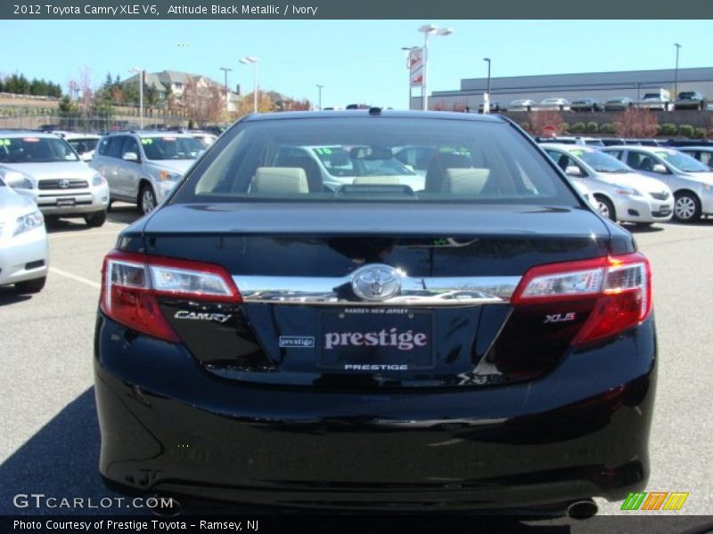 Attitude Black Metallic / Ivory 2012 Toyota Camry XLE V6
