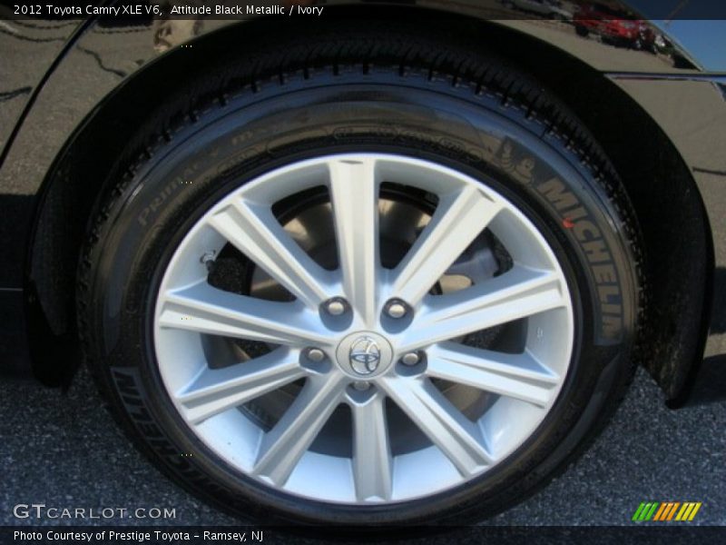 Attitude Black Metallic / Ivory 2012 Toyota Camry XLE V6