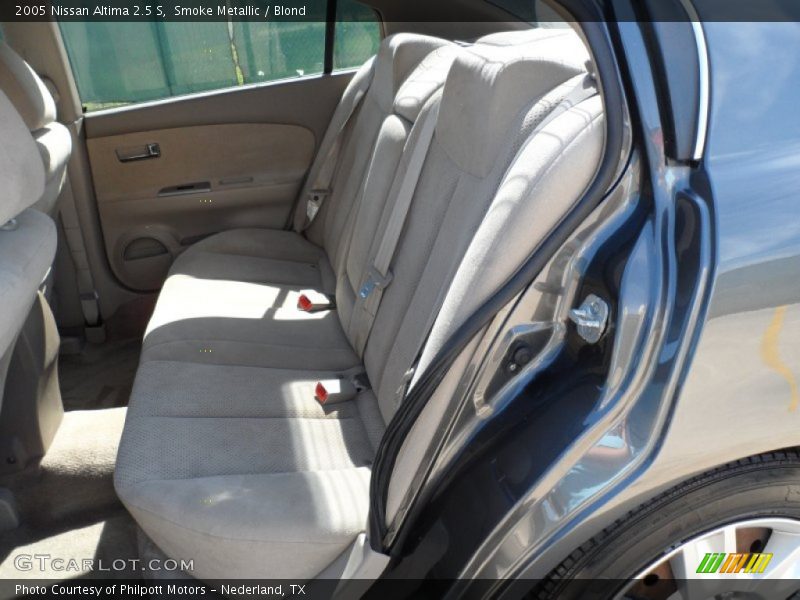 Smoke Metallic / Blond 2005 Nissan Altima 2.5 S