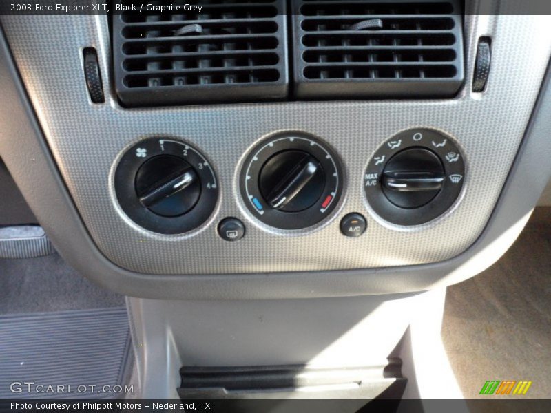 Black / Graphite Grey 2003 Ford Explorer XLT