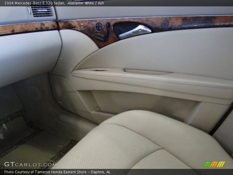 Alabaster White / Ash 2004 Mercedes-Benz E 320 Sedan