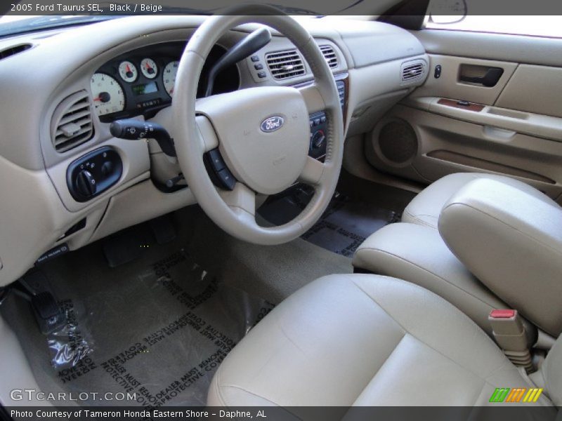 Black / Beige 2005 Ford Taurus SEL