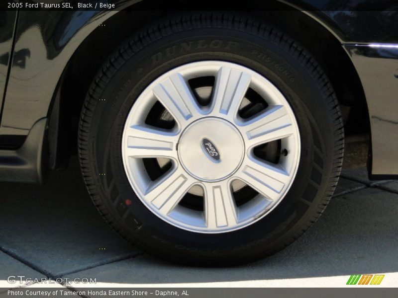 Black / Beige 2005 Ford Taurus SEL