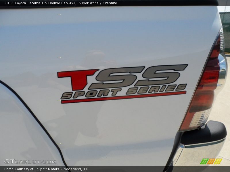 Super White / Graphite 2012 Toyota Tacoma TSS Double Cab 4x4