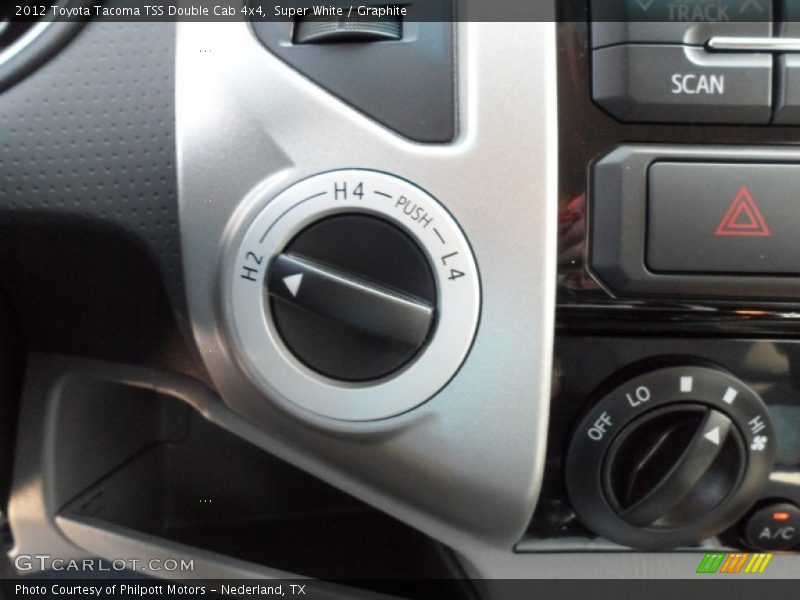 Super White / Graphite 2012 Toyota Tacoma TSS Double Cab 4x4