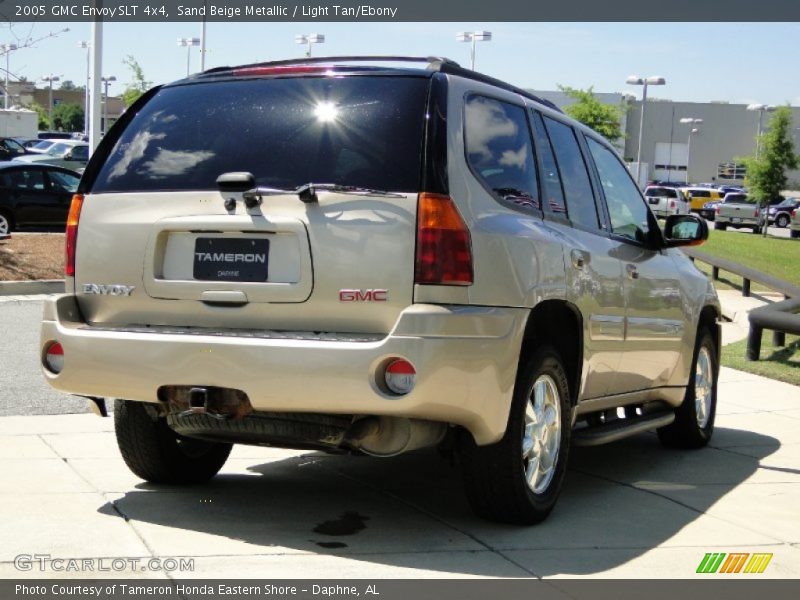 Sand Beige Metallic / Light Tan/Ebony 2005 GMC Envoy SLT 4x4