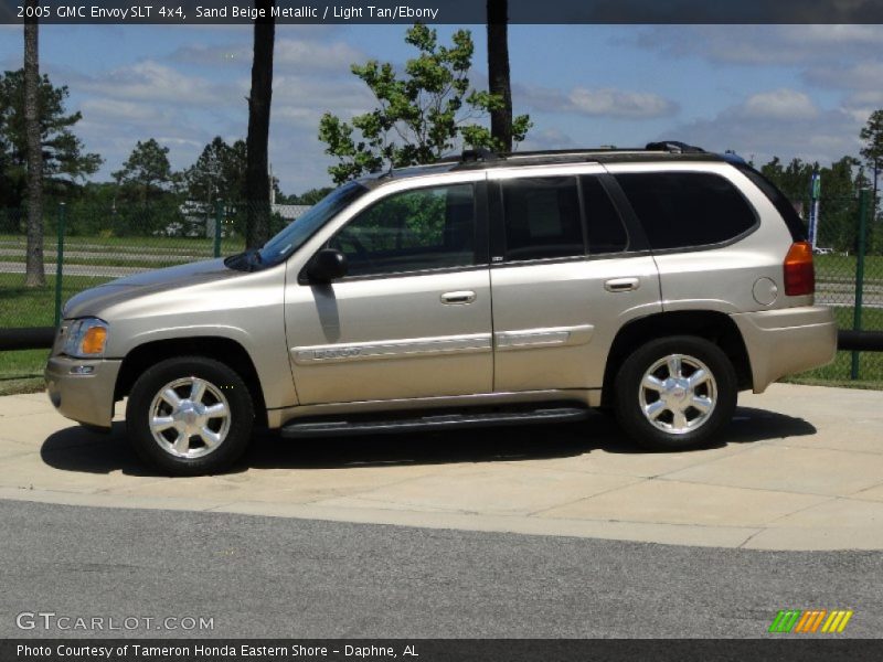 Sand Beige Metallic / Light Tan/Ebony 2005 GMC Envoy SLT 4x4