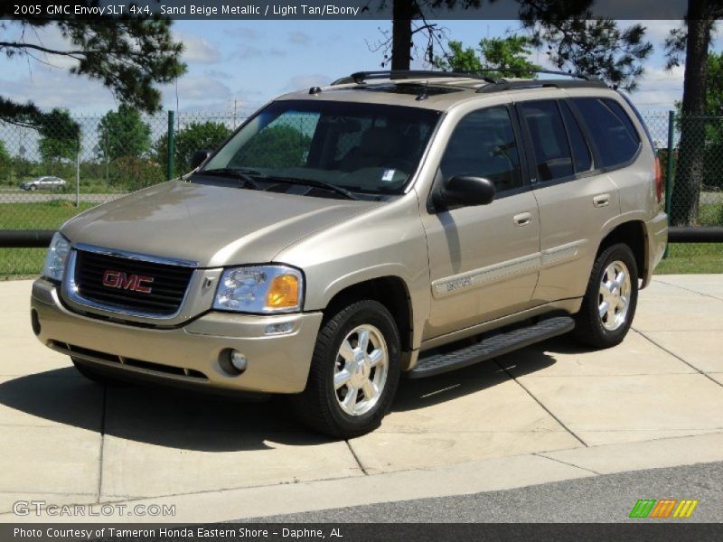 Sand Beige Metallic / Light Tan/Ebony 2005 GMC Envoy SLT 4x4