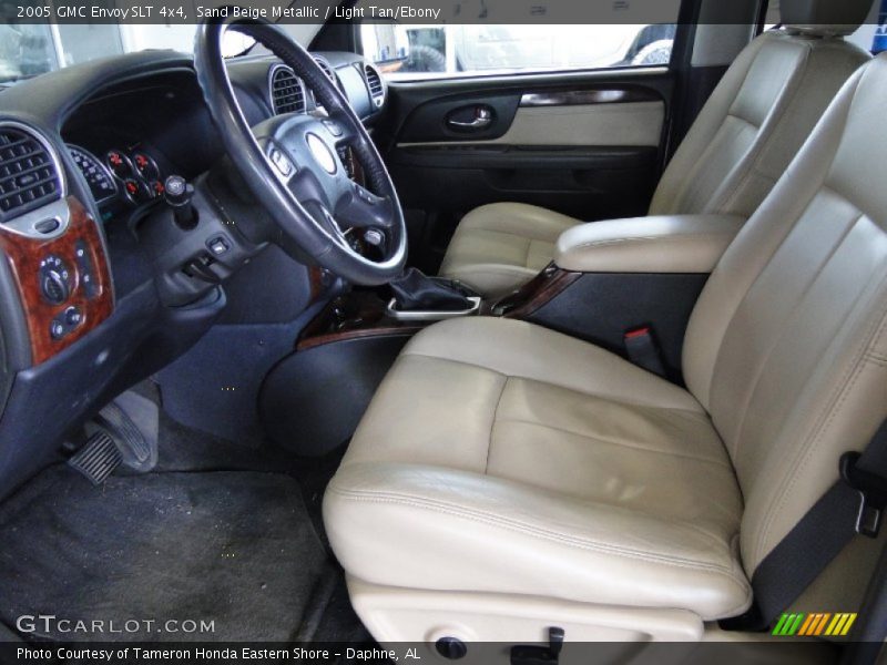 Sand Beige Metallic / Light Tan/Ebony 2005 GMC Envoy SLT 4x4