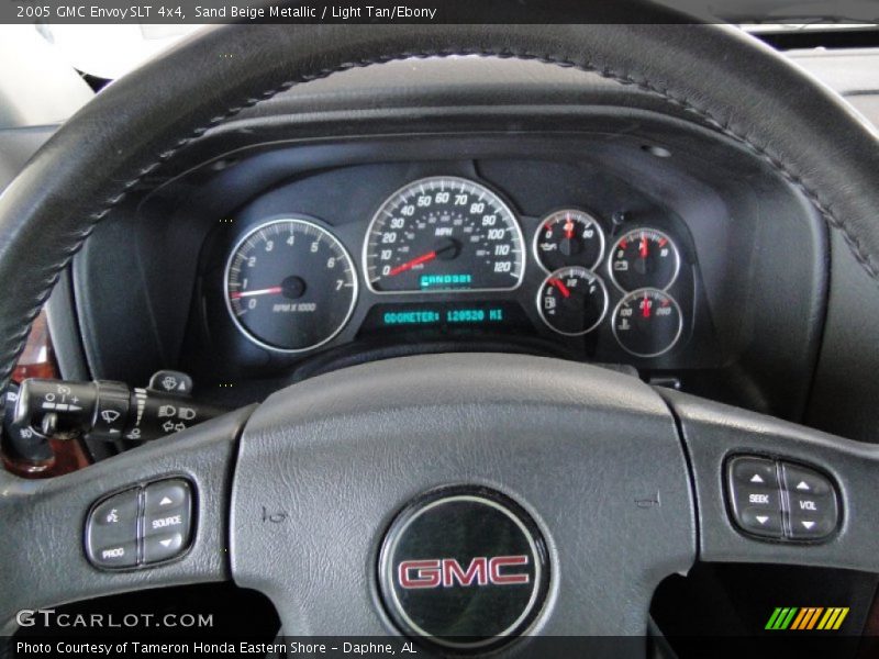 Sand Beige Metallic / Light Tan/Ebony 2005 GMC Envoy SLT 4x4