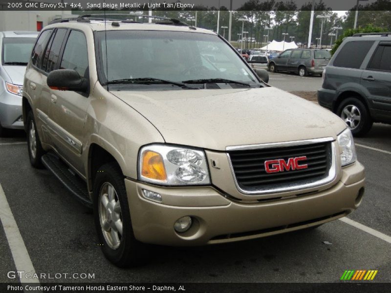 Sand Beige Metallic / Light Tan/Ebony 2005 GMC Envoy SLT 4x4