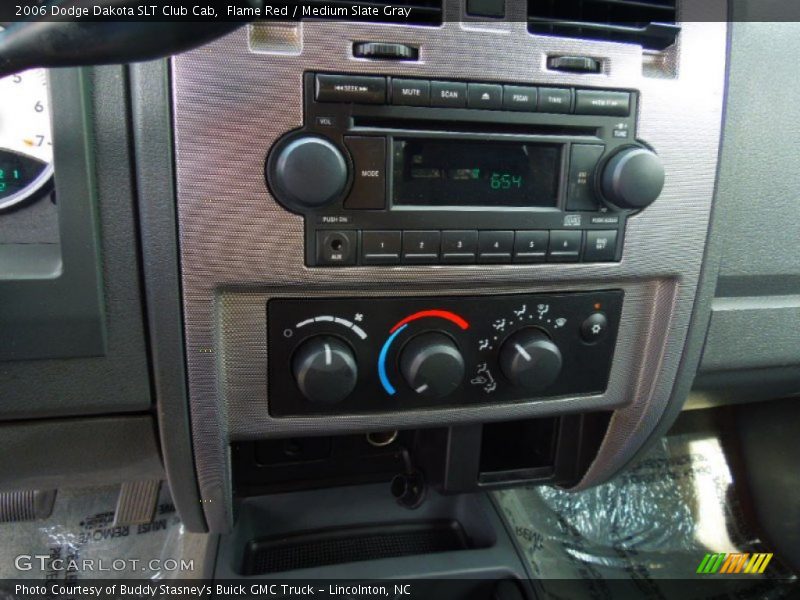 Flame Red / Medium Slate Gray 2006 Dodge Dakota SLT Club Cab
