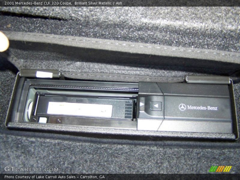 Brilliant Silver Metallic / Ash 2001 Mercedes-Benz CLK 320 Coupe