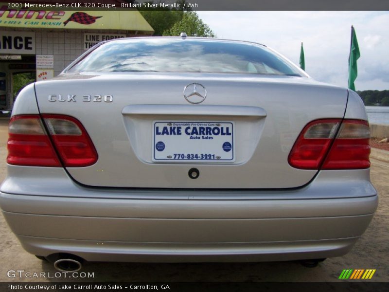 Brilliant Silver Metallic / Ash 2001 Mercedes-Benz CLK 320 Coupe