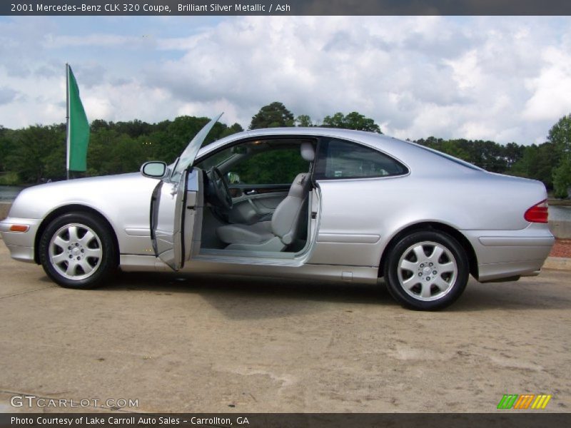 Brilliant Silver Metallic / Ash 2001 Mercedes-Benz CLK 320 Coupe