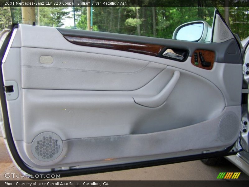 Door Panel of 2001 CLK 320 Coupe