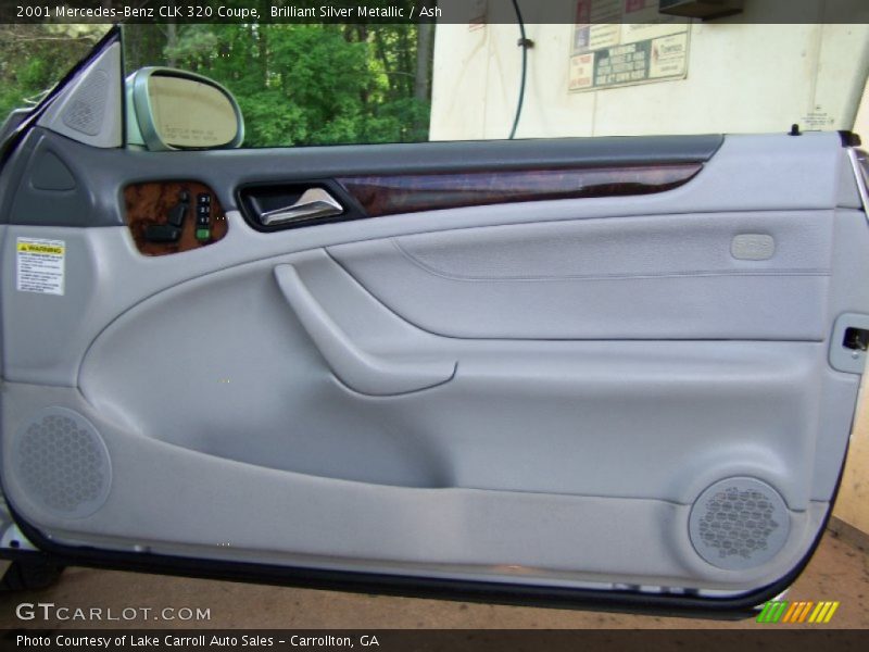 Door Panel of 2001 CLK 320 Coupe