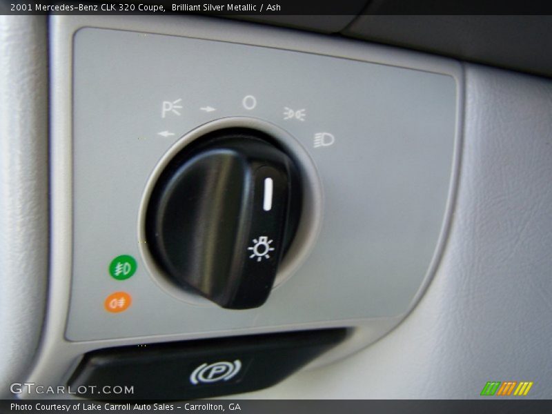 Brilliant Silver Metallic / Ash 2001 Mercedes-Benz CLK 320 Coupe