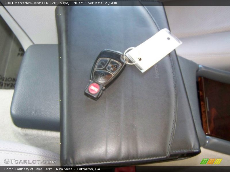 Brilliant Silver Metallic / Ash 2001 Mercedes-Benz CLK 320 Coupe