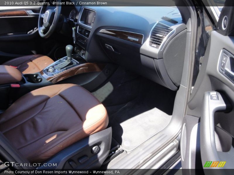 Brilliant Black / Cinnamon Brown 2010 Audi Q5 3.2 quattro