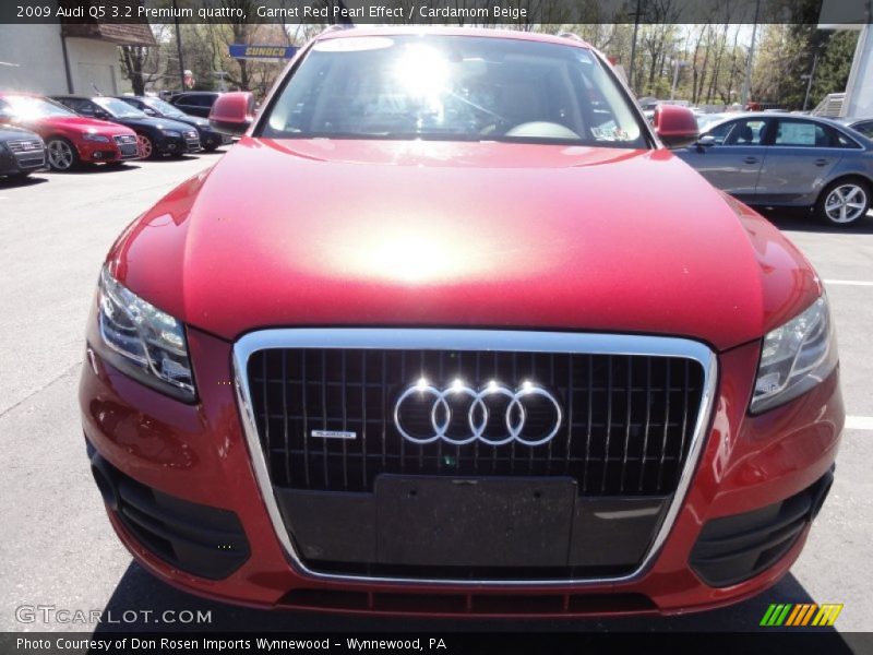 Garnet Red Pearl Effect / Cardamom Beige 2009 Audi Q5 3.2 Premium quattro