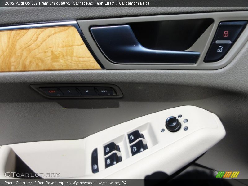 Garnet Red Pearl Effect / Cardamom Beige 2009 Audi Q5 3.2 Premium quattro