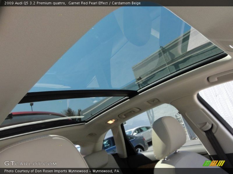 Garnet Red Pearl Effect / Cardamom Beige 2009 Audi Q5 3.2 Premium quattro