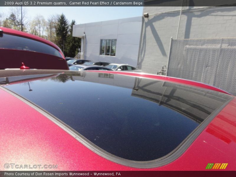 Garnet Red Pearl Effect / Cardamom Beige 2009 Audi Q5 3.2 Premium quattro