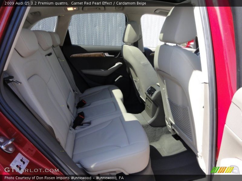 Garnet Red Pearl Effect / Cardamom Beige 2009 Audi Q5 3.2 Premium quattro