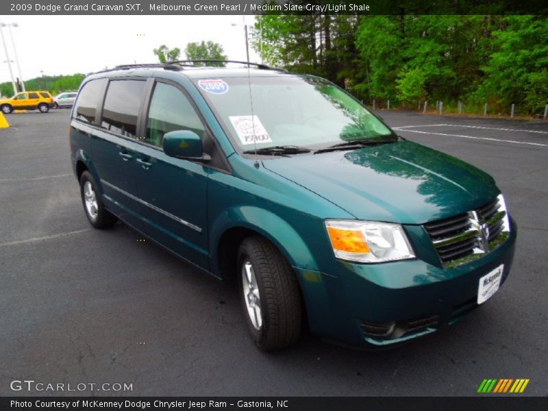 Melbourne Green Pearl / Medium Slate Gray/Light Shale 2009 Dodge Grand Caravan SXT