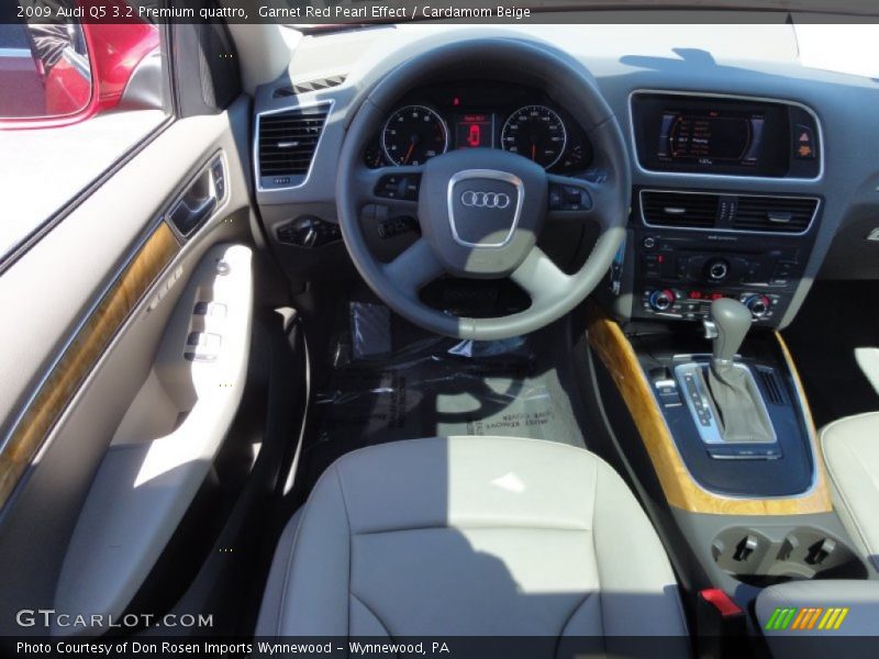 Garnet Red Pearl Effect / Cardamom Beige 2009 Audi Q5 3.2 Premium quattro