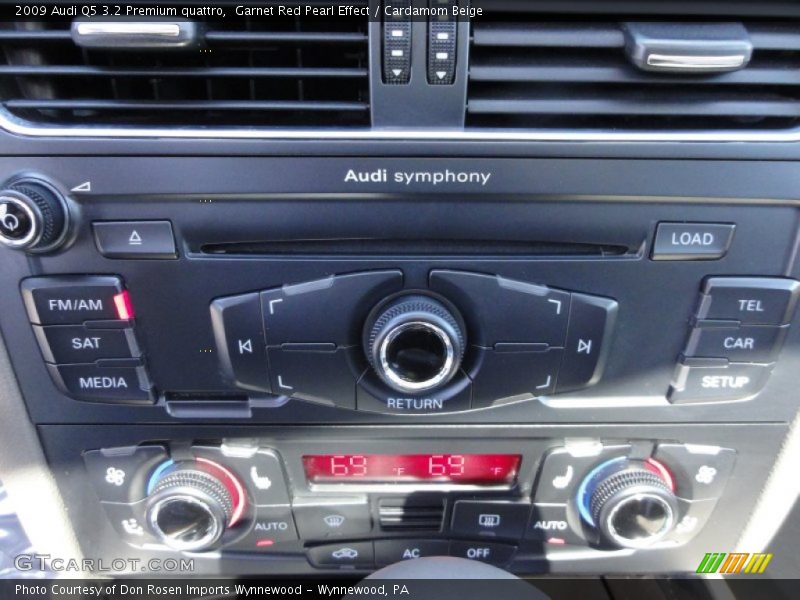 Garnet Red Pearl Effect / Cardamom Beige 2009 Audi Q5 3.2 Premium quattro