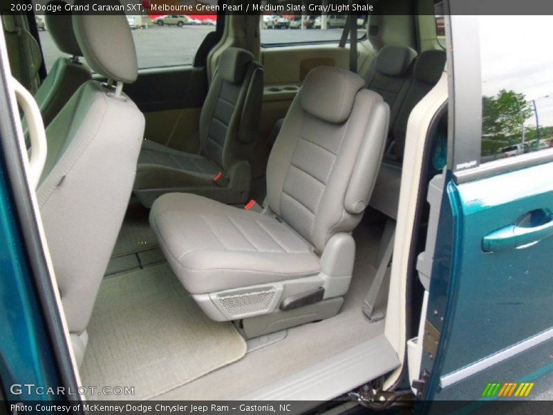 Melbourne Green Pearl / Medium Slate Gray/Light Shale 2009 Dodge Grand Caravan SXT