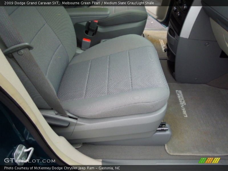 Melbourne Green Pearl / Medium Slate Gray/Light Shale 2009 Dodge Grand Caravan SXT