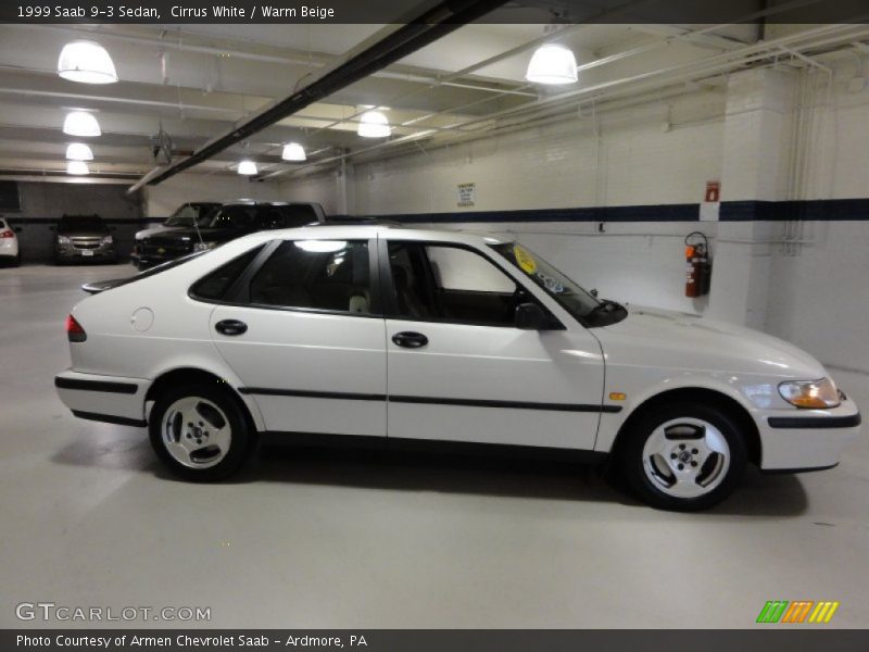 Cirrus White / Warm Beige 1999 Saab 9-3 Sedan