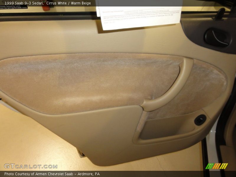 Cirrus White / Warm Beige 1999 Saab 9-3 Sedan