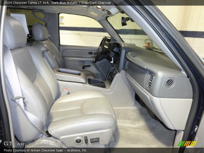 Dark Blue Metallic / Gray/Dark Charcoal 2004 Chevrolet Tahoe LT 4x4