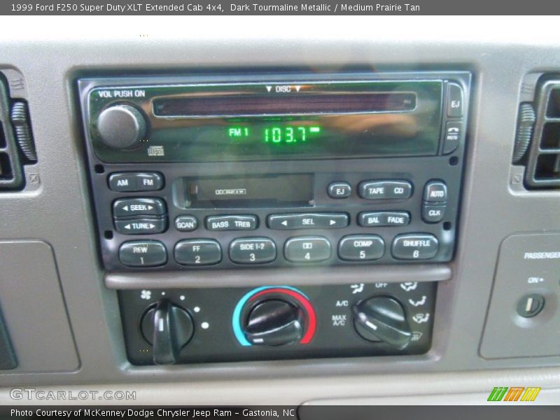 Dark Tourmaline Metallic / Medium Prairie Tan 1999 Ford F250 Super Duty XLT Extended Cab 4x4