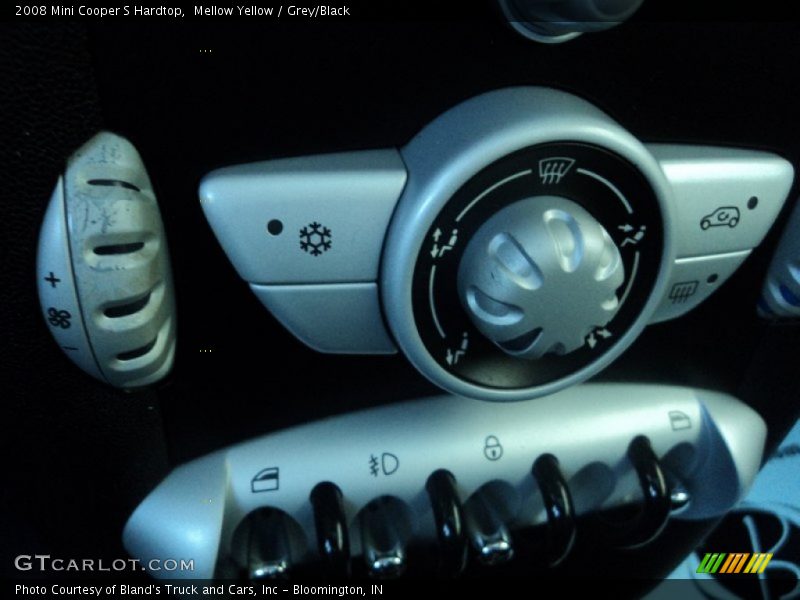 Mellow Yellow / Grey/Black 2008 Mini Cooper S Hardtop