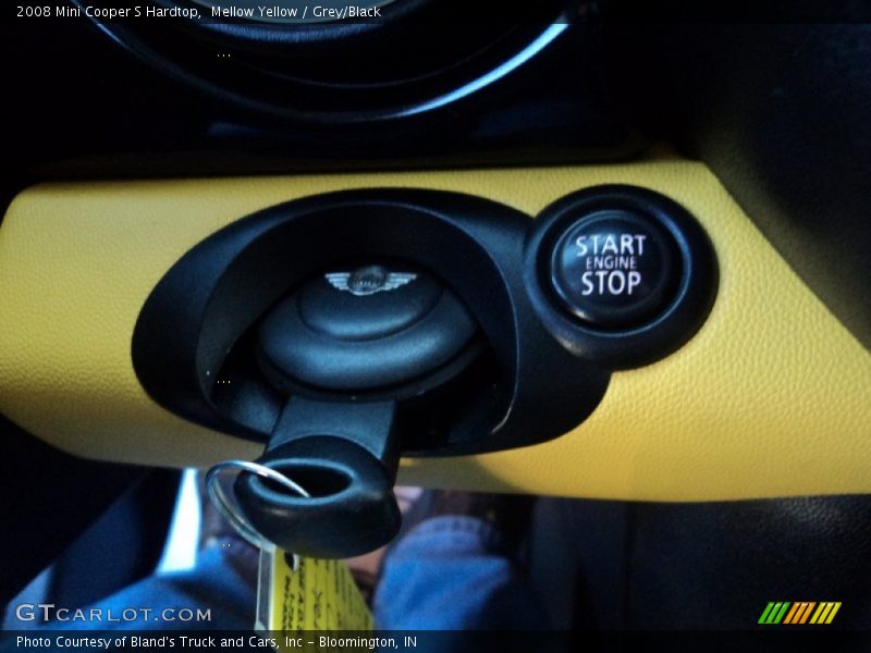 Mellow Yellow / Grey/Black 2008 Mini Cooper S Hardtop
