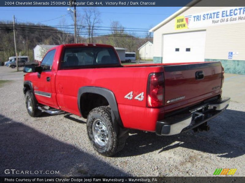 Victory Red / Dark Charcoal 2004 Chevrolet Silverado 2500HD LS Regular Cab 4x4