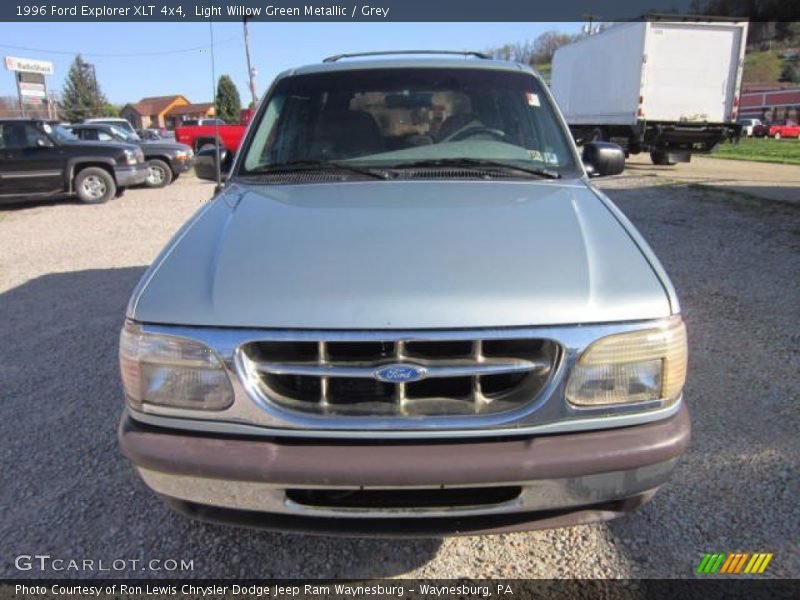 Light Willow Green Metallic / Grey 1996 Ford Explorer XLT 4x4